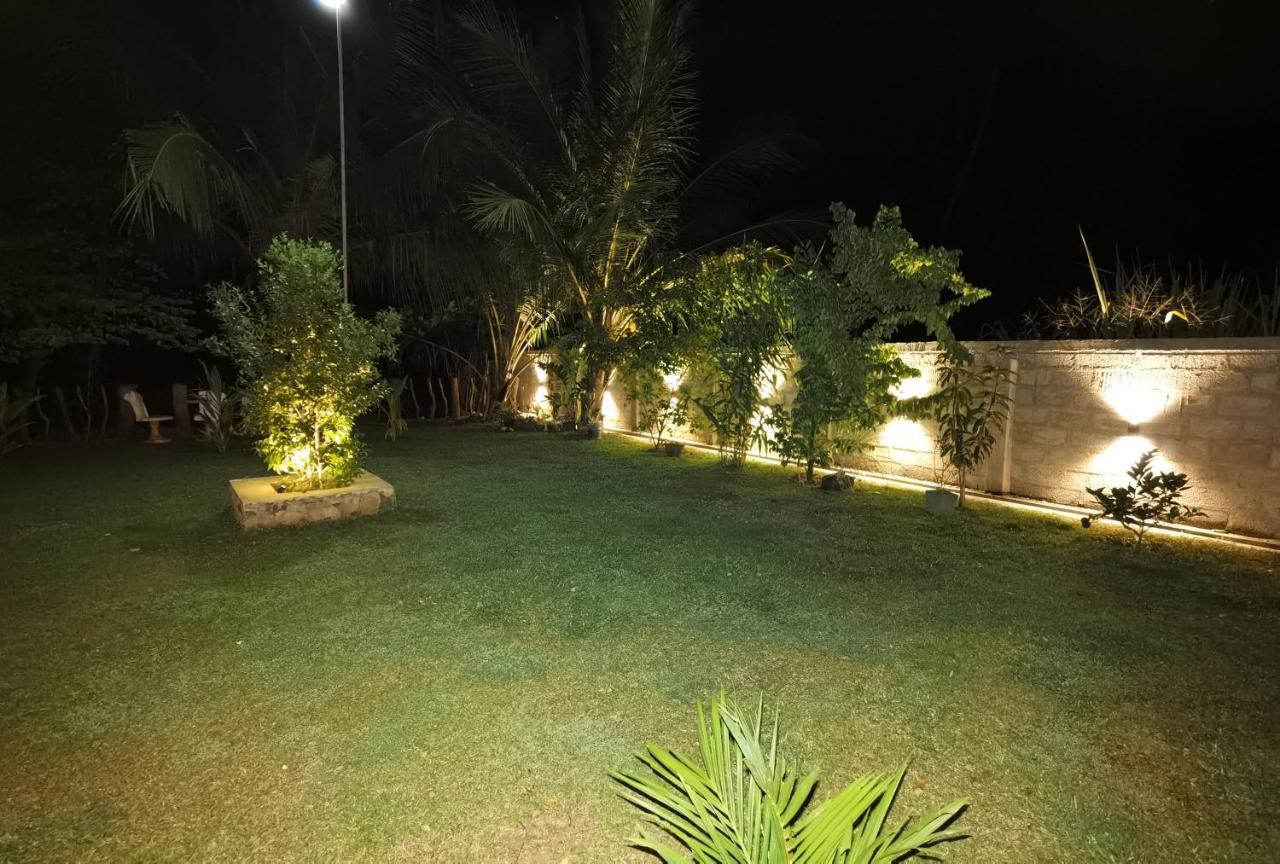 Ruwinsons Canal Garden อนุราธปุระ ภายนอก รูปภาพ