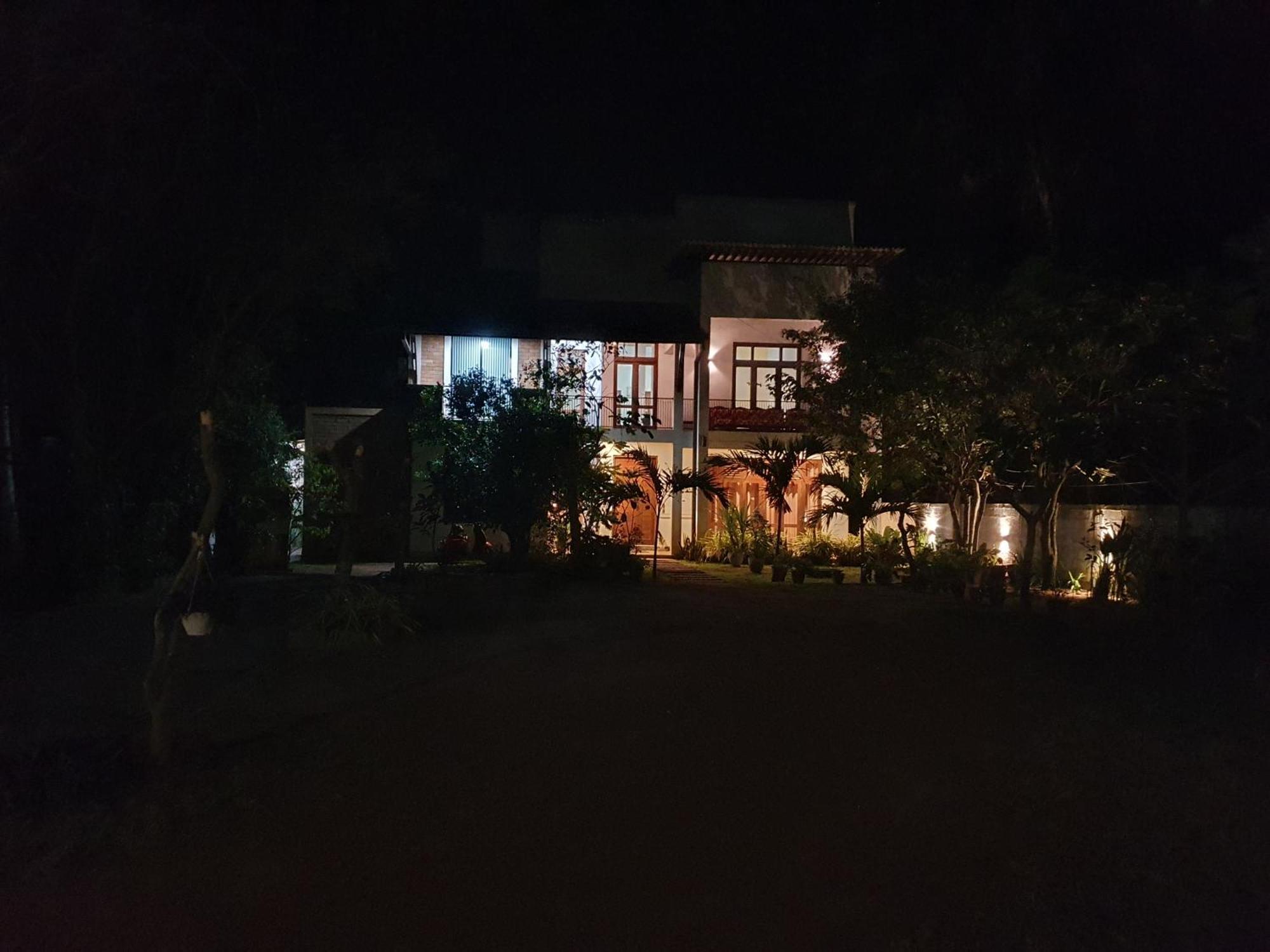 Ruwinsons Canal Garden อนุราธปุระ ภายนอก รูปภาพ